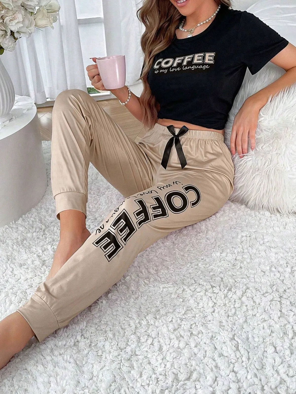 COMFY LETTER GRAPHIC PJ SET