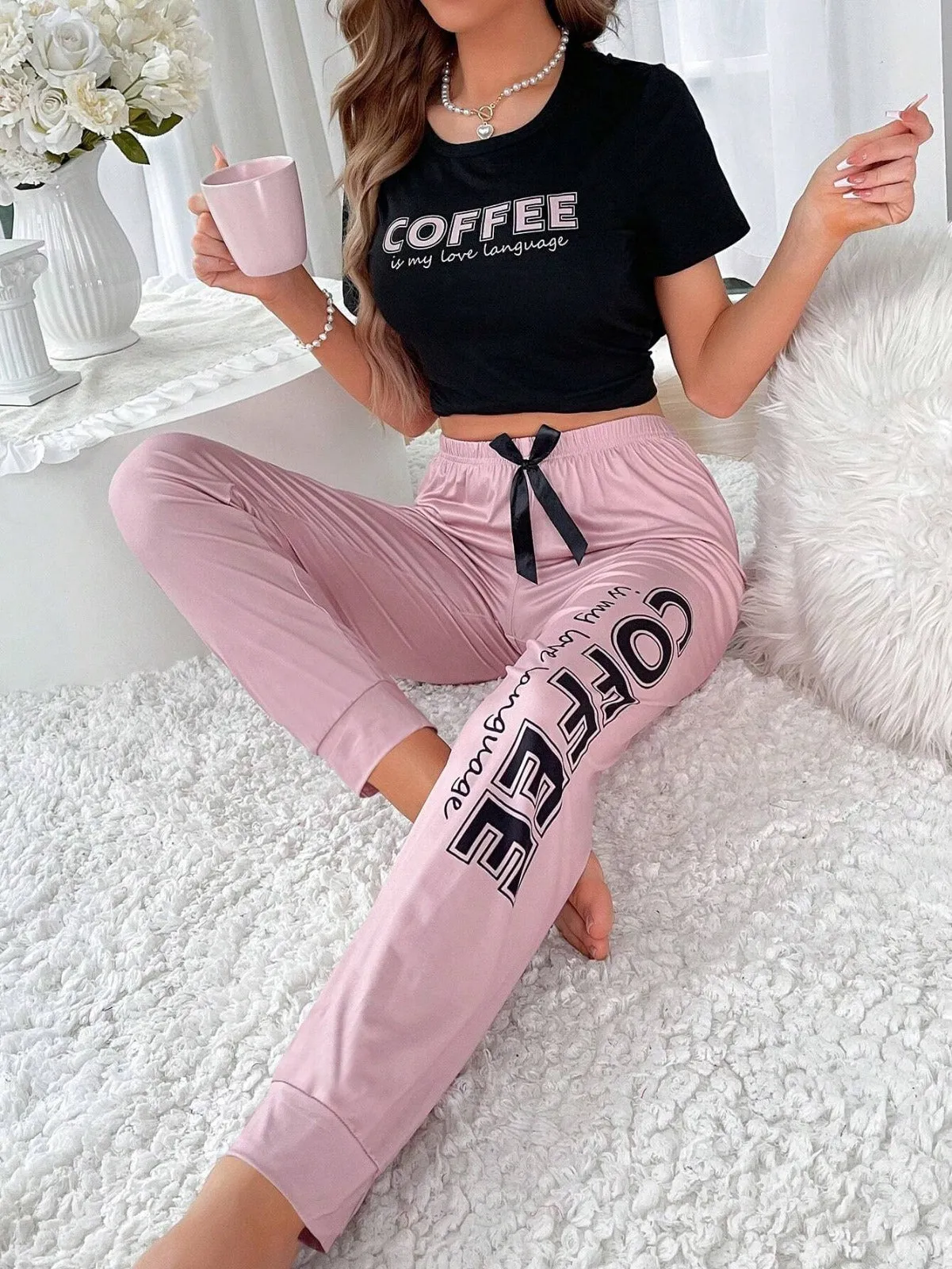 COMFY LETTER GRAPHIC PJ SET