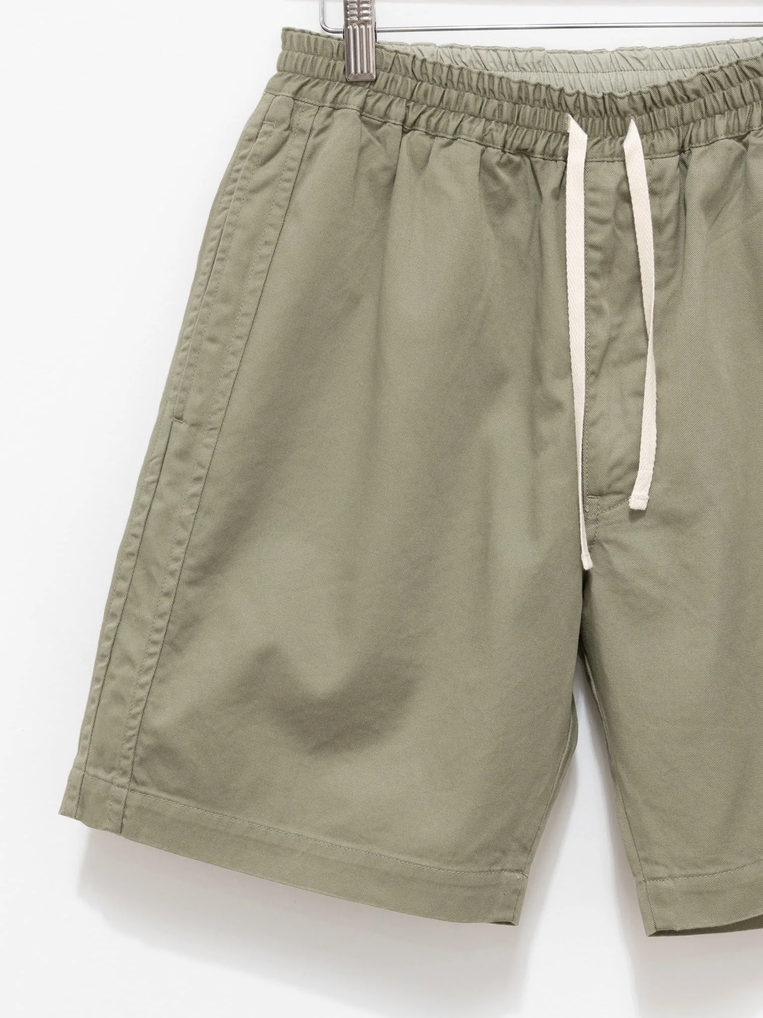 Line Easy Shorts - Light Olive