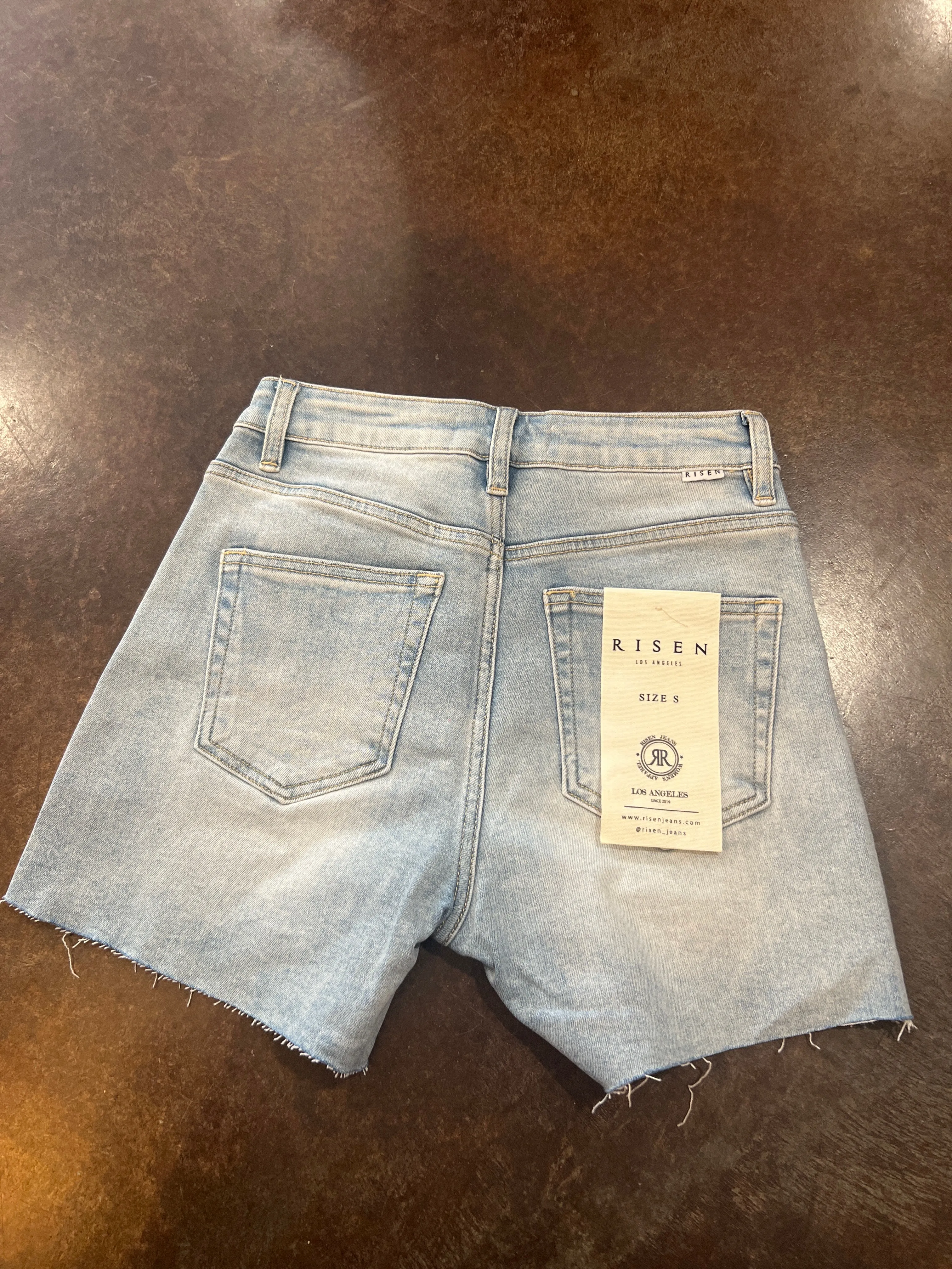 RISEN HR Light SideSlit Denim Short