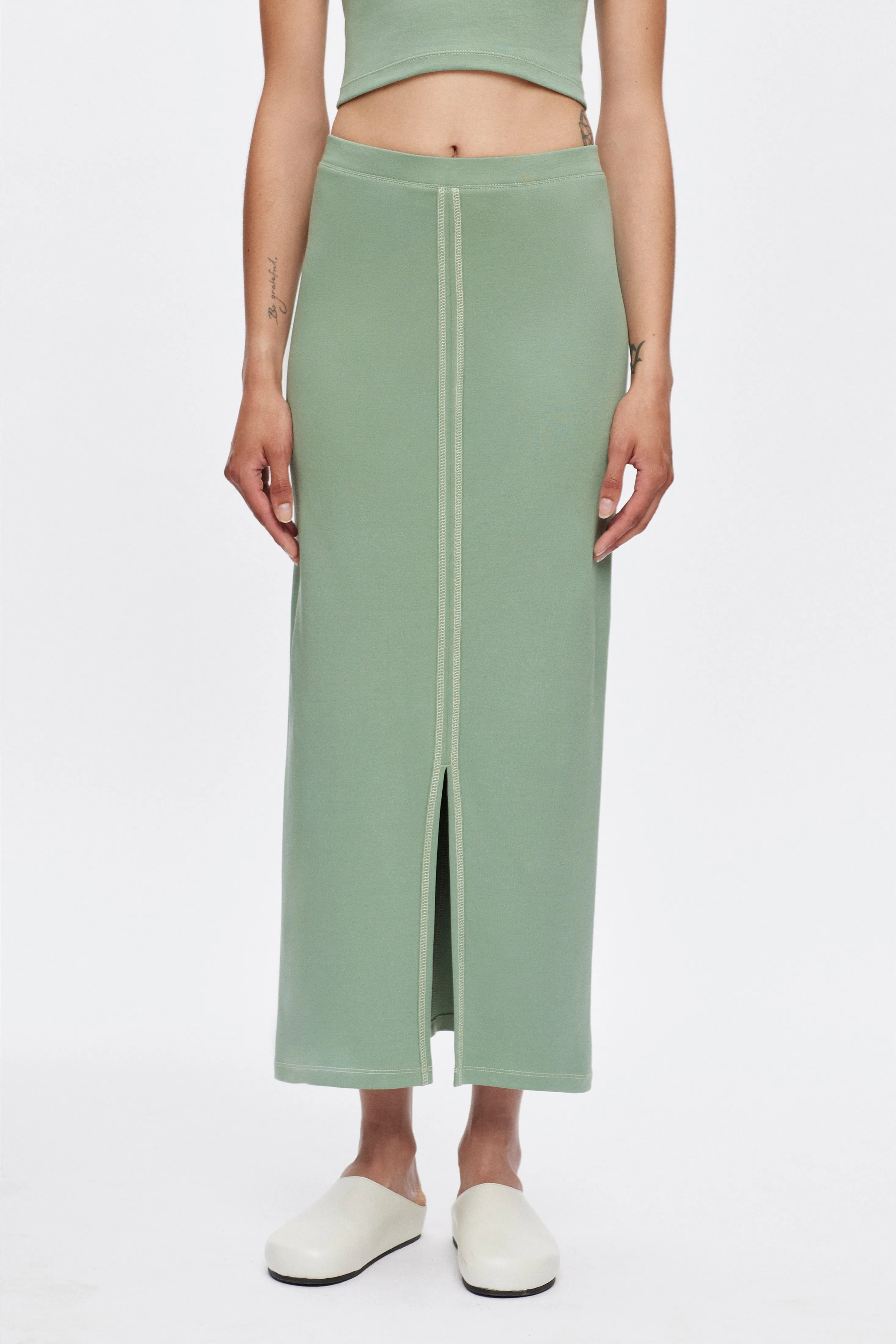 Women's Lotfia Skirt in Hedge Green/Chardonnay